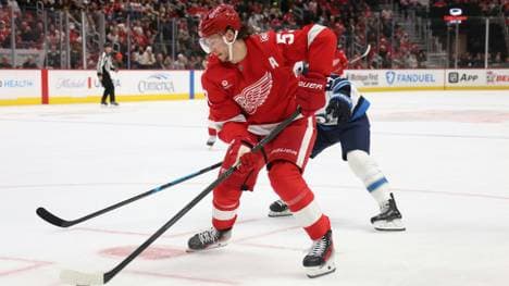 Moritz Seider gewinnt mit Detroit