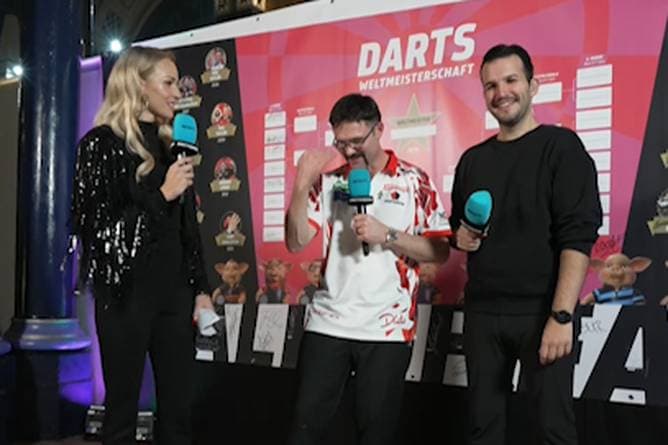 "Alive, baby!" Dieses Interview hat Kult-Potenzial