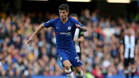 LONDON, ENGLAND - OCTOBER 19:  Christian Pulisic of Chelsea during the Premier League match between Chelsea FC and Newcastle United at Stamford Bridge on October 19, 2019 in London, United Kingdom. (Photo by Paul Harding/Getty Images)