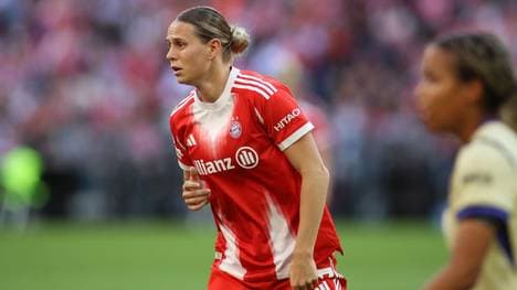 Die Rückkehr von Klara Bühl nach einer Verletzungspause war für die Bayern im Hinspiel gegen Barca sehr wichtig!