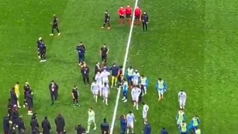 In der türkischen Süper Lig kam es zum Spielabbruch