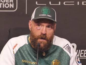 Nach seiner zweiten Niederlage gegen Oleksandr Usyk spricht Box-Superstar Tyson Fury über seine Zukunft. Von der Entscheidung der Punktrichter ist er hingegen enttäuscht.