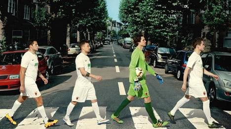 Der FC Augsburg wandelt auf den Spuren der Beatles