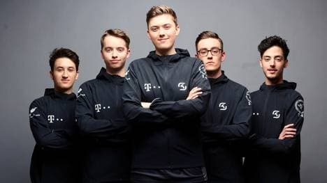 Der neue Roster des League-of-Legends-Team von SK Gaming: Daniel 'Scarface' Aitbelkacem , Gerrit 'Phrenic' Stukemeier, Hicham 'SozPurefect' Tazrhini, Tim 'Keduii' Willers und Mads 'Doss' Schwartz