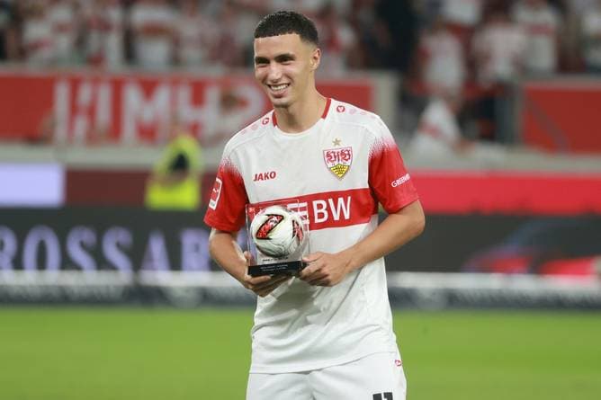VfB feiert Sieg mit Schönheitsfehlern