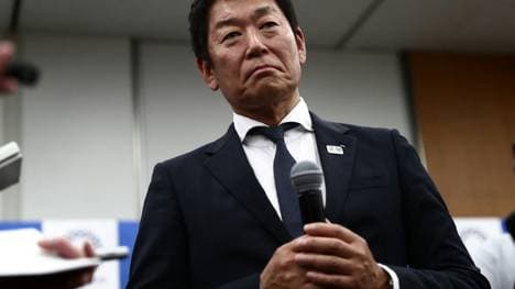 Presse-Andrang beim Besuch von Morinari Watanabe