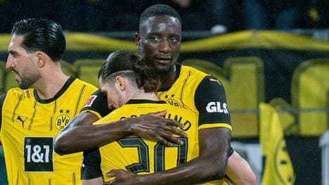 Serhou Guirassy trägt das Trikot von Borussia Dortmund