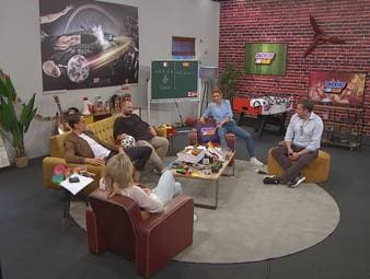 Die sechste Folge SNICKERS Fan Talks zum Nachschauen: René Adler und DJ David Puentez schauen und diskutieren mit dem SPORT1 Team das EM-Halbfinale Italien gegen Spanien.