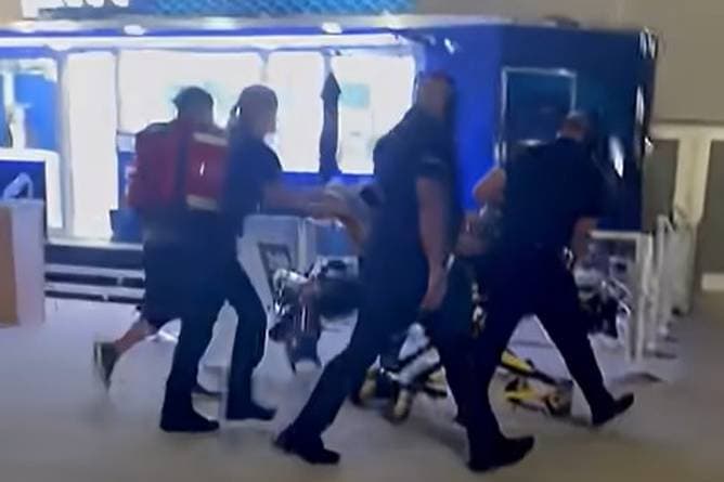 Horror-Sturz! Erneutes Drama um Top-Wrestler