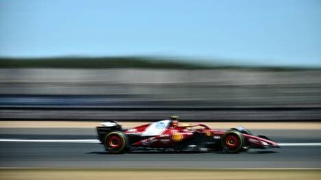 Lewis Hamilton gelingt ein guter Start in Silverstone