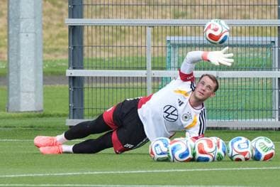 Neuer zurück im DFB-Training