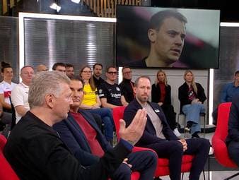 Wie plant Manuel Neuer seine Zukunft über den Sommer hinaus? SPORT1-Experte Stefan Effenberg stellt die These auf, dass der Bayern-Torwart mit Thomas Müller zusammenspielen könnte.