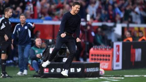 Xabi Alonso feierte bei seinem Debüt als Cheftrainer von Bayern Leverkusen gleich einen Sieg über Schalke 04