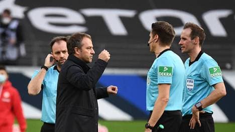 Hansi Flick hatte gegen die Eintracht Redebedarf mit den Schiedsrichtern
