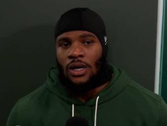 Green-Bay-Packers-Star Micah Parsons reagiert auf den Tod von Ex-Teamkollege Marshawn Kneeland. 