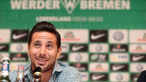 Werder Bremen Unveils New Signing Claudio Pizarro