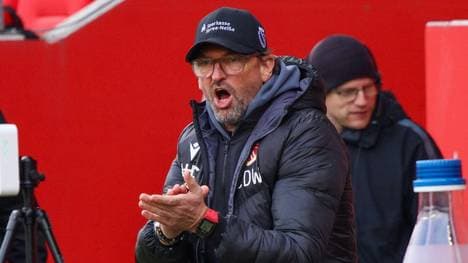 Energie-Coach “Pele” Wollitz will mit seiner Mannschaft am 26. Spieltag die Tabellenführung verteidigen! 