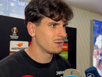 Der SC Freiburg verliert das Europa-League-Hinspiel bei Sporting Braga in der Nachspielzeit, was frenetisch von den portugiesischen Fans bejubelt wird. Igor Matanovic spricht hinterher von Provokationen, die ihn für das Rückspiel anstacheln.
