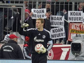 Er kam als verschmähte Hassfigur, doch inzwischen ist Manuel Neuer einer der besten Bayern-Spieler der Geschichte. Dabei war der Weg zum Jahrhundertkeeper nicht gerade vorgezeichnet.