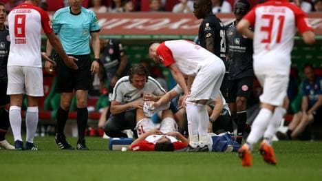 Ja-Cheol Koo verletzte sich am Innenband