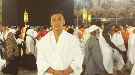 Mesut Özil rockt mit diesem Bild das Netz