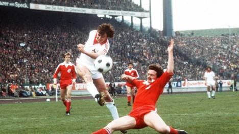 Dieter Müller gehört zu den zehn erfolgreichsten Torschützen der Bundesliga-Geschichte