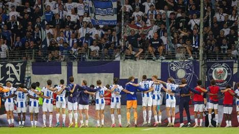 Feiern Hertha-Spieler und Fans auch am zweiten gemeinsam einen Sieg?