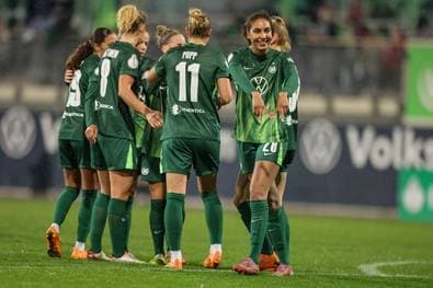 Rekordsieger Wolfsburg im Viertelfinale