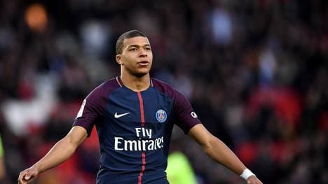 FBL-FRA-LIGUE1-PARIS-ANGERS