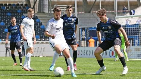 In der Fußball-Regionalliga Südwest sorgten der FSV Frankfurt und der SV Elversberg für unrühmliche Momente