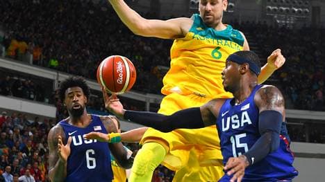 BASKETBALL-OLY-2016-RIO-AUS-USA