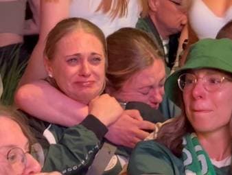 Der VfL Wolfsburg steigt zum ersten Mal seit 29 Jahren aus der Bundesliga ab. Die Fans sind zutiefst erschüttert. 