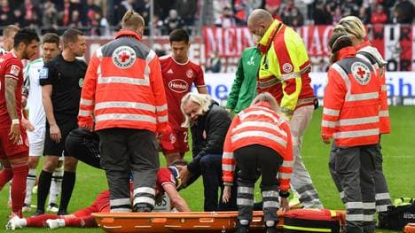 André Hoffmann musste nach einem Zusammenprall vom Platz