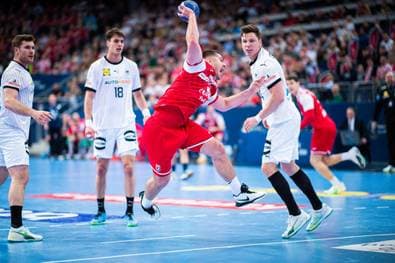 Deutsches Prunkstück wackelt zur falschen Zeit