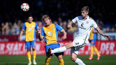 Eintracht Braunschweig v 1. FC Sankt Pauli - 2. Bundesliga