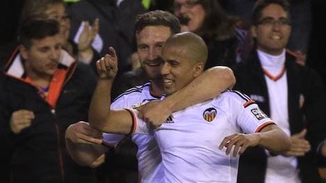 Shkodran Mustafi-Sofiane Feghouli-FBL-ESP-LIGA-VALENCIA-RAYO VALLECANO