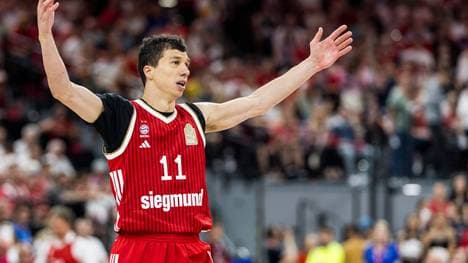 Vladimir Lucic und der FC Bayern haben die sicher geglaubte Meisterschaft verspielt