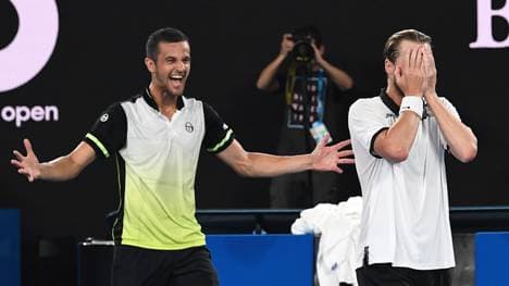 Mate Pavic (l.) und Oliver Marach freuen sich über den Doppel-Titel