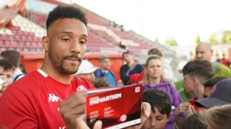 Karim Onisiwo verlängert seinen Vertag in Mainz bis 2026