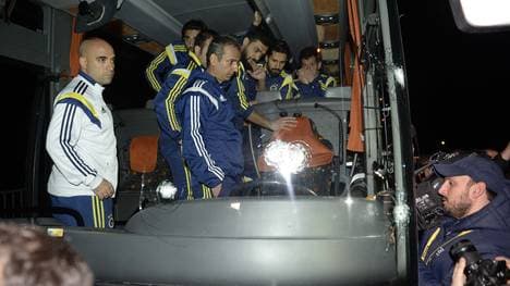 Fenerbahce Bus Scheibe Schüsse