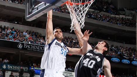 Diesen Dunk feierte Salah Mejri etwas zu heftig