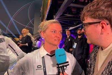 Popp schwärmt von neuer Bundesliga-Cheftrainerin