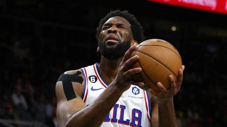 Embiid gelangen historische Werte