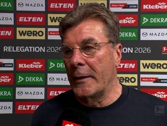 Wolfsburg-Trainer Dieter Hecking äußert sich zum Abstieg des VfL und bemängelt das Fingerspitzengefühl des Schiedsrichters bei der ersten Gelben Karte für Joakim Maehle, auf die später der Platzverweis folgte.