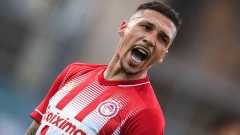 Jose Holebas ist zurück in Deutschland