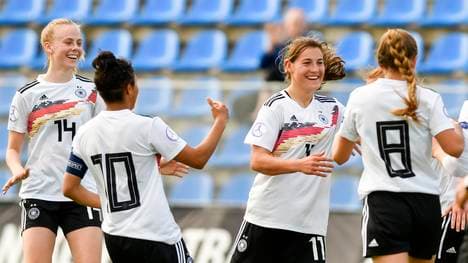 Die deutschen U17-Juniorinnen stehen bei der EM im Halbfinale
