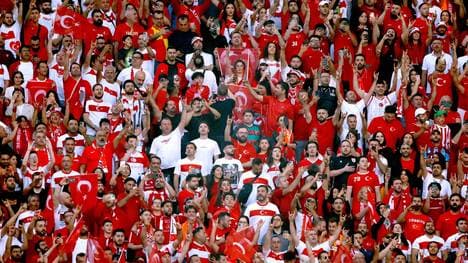 Türkische Fans im Berliner Olympiastadion
