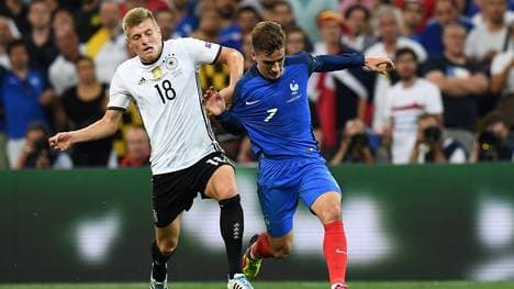 Auf Toni Kroos (l.) und das DFB-Team warten Frankreich, England, Spanien und Brasilien