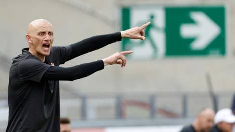 Druck auf Santelli und die Würzburger Kickers nimmt zu