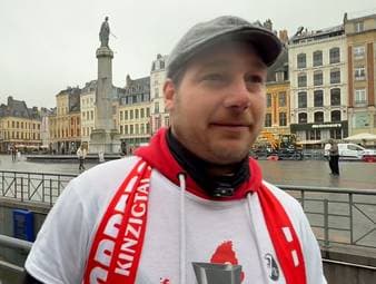 Die Fans des SC Freiburg träumen von einer erfolgreichen Saisons mit zwei großen Titeln. Dafür würde man auch die eigene Kasse plündern.